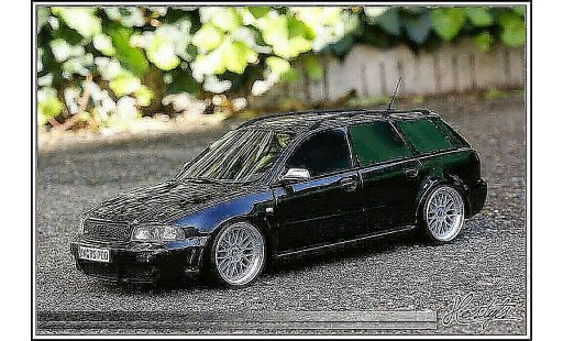 Audi RS4 avant 1/18 Ottomobile B5 noire Edition By MRC miniature
