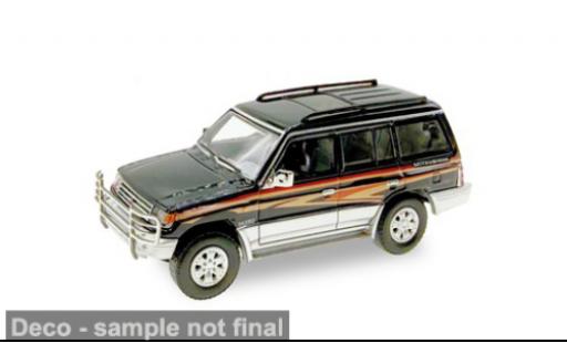 Mitsubishi Pajero 1/87 Micro City 87 noire/Dekor 1:87