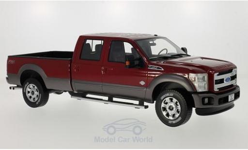 Miniature Ford F-350 1/18 Model 777 King Ranch rouge 2016 Ford F-350 1/18 Model 777 King Ranch rouge 2016 miniature