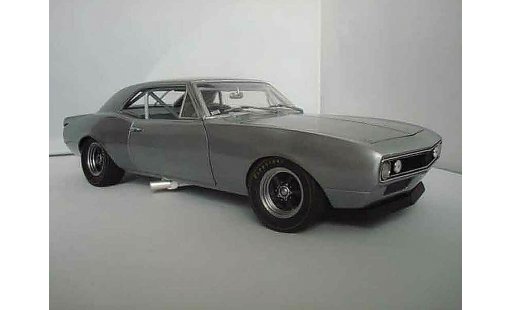 Chevrolet Camaro Z28 1/18 GMP brushed aluminum grise 1967 miniature