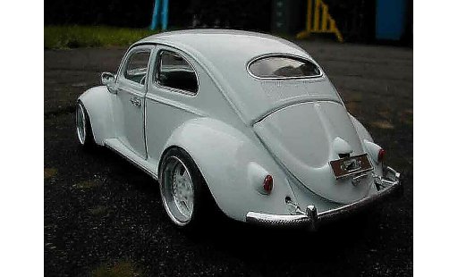 Volkswagen Kafer Base 1/18 Burago coccinelle blanche jantes porsche miniature