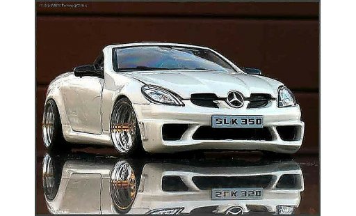 Mercedes Classe SLK Base 1/18 Maisto 350 miniature