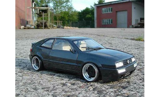 Volkswagen Corrado VR6 1/18 Revell jantes bords larges miniature