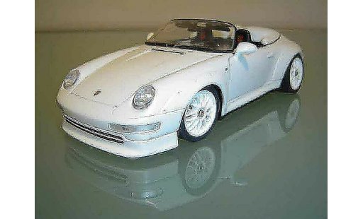 Porsche 911 GT2 1/18 Ut Models speedster miniature