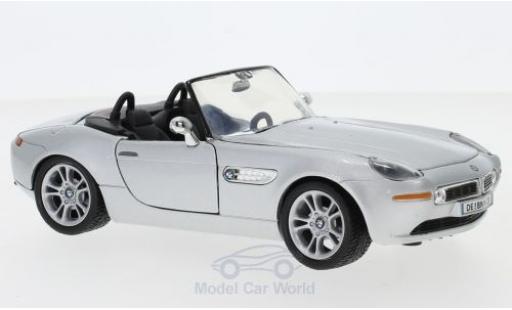 Miniature Bmw Z8 1/24 Motormax grise ohne Vitrine Bmw Z8 1/24 Motormax grise ohne Vitrine miniature