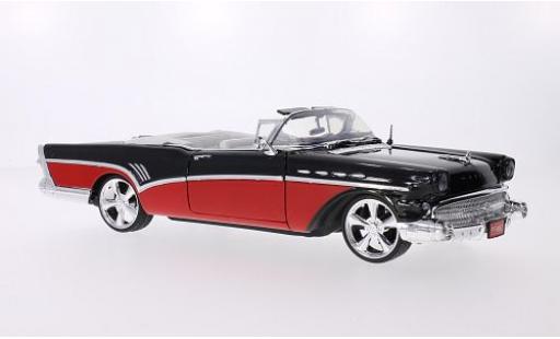 Miniature Buick Roadmaster 1/18 Motormax Tuning noire/rouge 1957 Buick Roadmaster 1/18 Motormax Tuning noire/rouge 1957 miniature