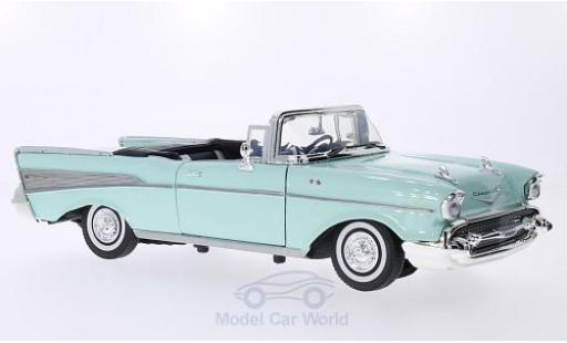 Chevrolet Bel Air 1957 1/18 Motormax Cabriolet verte 1957 miniature