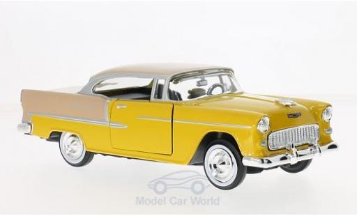 Miniature Chevrolet Bel Air 1/24 Motormax jaune/marron 1955 Chevrolet Bel Air 1/24 Motormax jaune/marron 1955 miniature