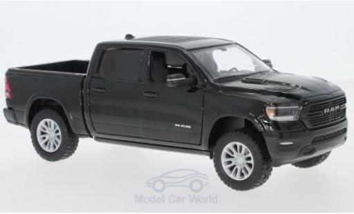 Miniature Dodge RAM 1/24 Motormax 1500 Crew Cab Laramie noire 2019 Dodge RAM 1/24 Motormax 1500 Crew Cab Laramie noire 2019 miniature