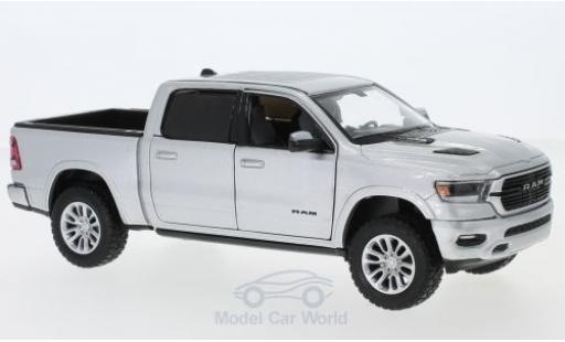Dodge RAM 1/24 Motormax 1500 Crew Cab Laramie grise 2019 miniature