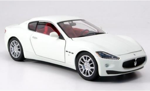 Maserati Gran Turismo 1/24 Motormax blanche sans Vitrine miniature