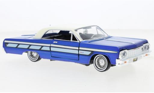 Miniature Chevrolet Impala 1/24 Motormax metallise bleue/beige 1964 Chevrolet Impala 1/24 Motormax metallise bleue/beige 1964 miniature