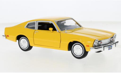 Miniature Ford Maverick 1/24 Motormax jaune 1974 Ford Maverick 1/24 Motormax jaune 1974 miniature