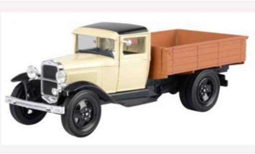 Miniature Ford Model A 1/24 Motormax A beige Ford Model A 1/24 Motormax A beige miniature