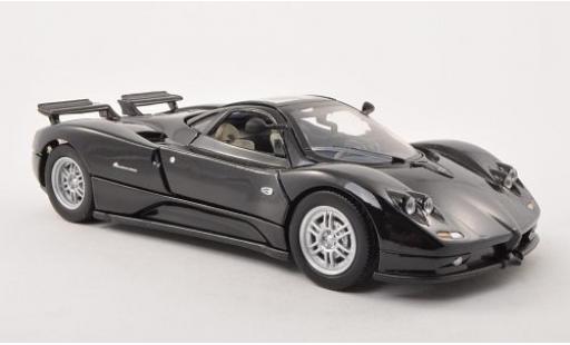 Miniature Pagani Zonda R 1/24 Motormax C12 noire Pagani Zonda R 1/24 Motormax C12 noire miniature