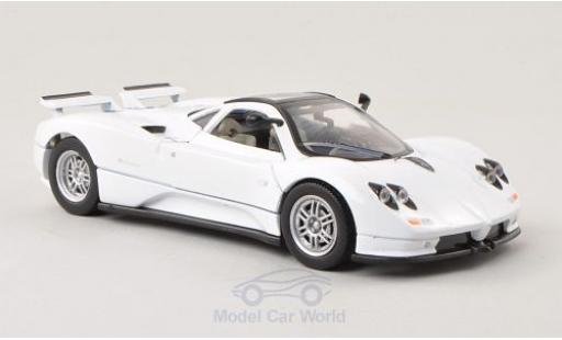Miniature Pagani Zonda C12 1/24 Motormax C12 blanche Pagani Zonda C12 1/24 Motormax C12 blanche miniature