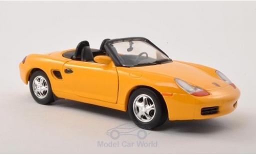 Miniature Porsche Boxster 1/24 Motormax (986) jaune Porsche Boxster 1/24 Motormax (986) jaune miniature