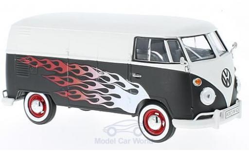 Miniature Volkswagen T1 A 1/24 Motormax matt-blanche/matt-noire Custom Garage Volkswagen T1 A 1/24 Motormax matt-blanche/matt-noire Custom Garage miniature