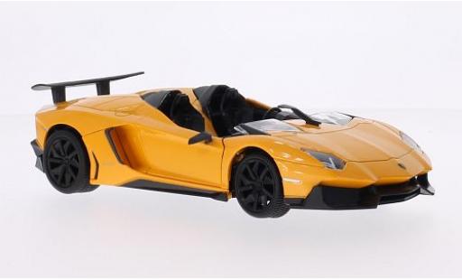Miniature Lamborghini Aventador 1/24 MZ Model J metallise jaune 2013 Lamborghini Aventador 1/24 MZ Model J metallise jaune 2013 miniature