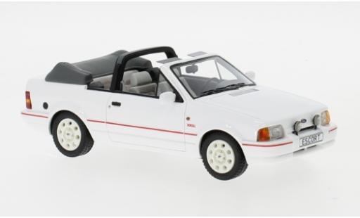 Miniature Ford Escort 1/43 Neo MKIV XR3i Cabriolet blanche 1986 Ford Escort 1/43 Neo MKIV XR3i Cabriolet blanche 1986 miniature