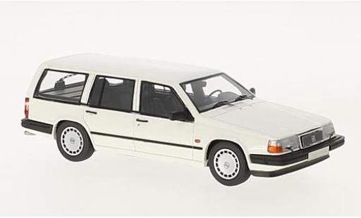 Miniature Volvo 940 1/43 Neo GL Estate blanche 1990 Volvo 940 1/43 Neo GL Estate blanche 1990 miniature