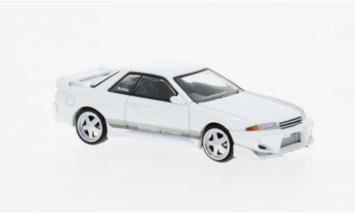 Nissan Skyline 1/64 Mini GT GT-R (R32) VeilSide Combat C-I blanche 2011 1:64 miniature