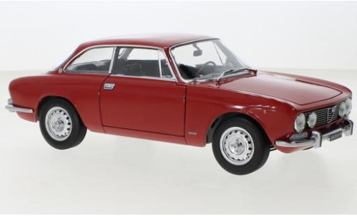 Alfa Romeo 2000 1/18 Norev GTV rouge 1973 miniature