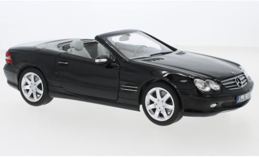 Miniature Mercedes Classe SL 1/18 Norev SL 500 (R230) noire 2003 Mercedes Classe SL 1/18 Norev SL 500 (R230) noire 2003 miniature