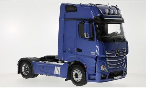Miniature Mercedes Actros 1/18 NZG 2 GigaSpace 4x2 FH25 metallise bleue Mercedes Actros 1/18 NZG 2 GigaSpace 4x2 FH25 metallise bleue miniature