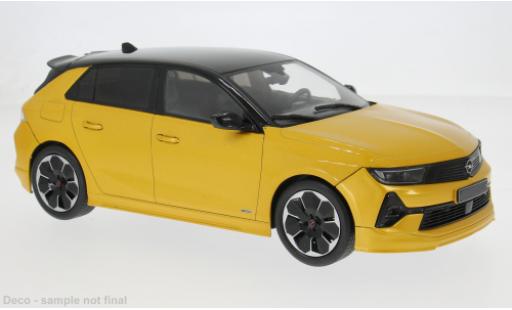 Opel Astra 1/18 MCG L jaune 2023 1:18 miniature
