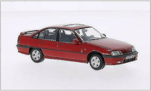 Opel Omega Base 1/43 Vanguards 3000 rouge miniature