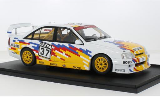 Miniature Opel Omega 1/18 Solido Evo 500 blanche 1:18 Opel Omega 1/18 Solido Evo 500 blanche 1:18 miniature