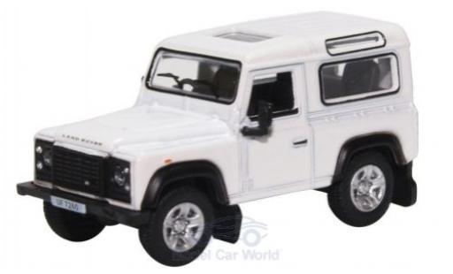 Miniature Land Rover Defender 1/76 Oxford 90 Station Wagon blanche Land Rover Defender 1/76 Oxford 90 Station Wagon blanche miniature