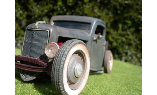 Ford 1936 Hot Rod 1/18 Solido pick up miniature