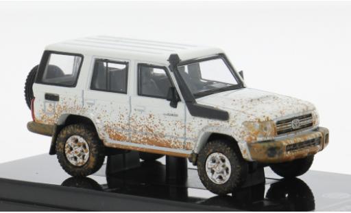 Miniature Toyota Land Cruiser 1/64 Para64 LC76 blanche 2014 1:64 Toyota Land Cruiser 1/64 Para64 LC76 blanche 2014 1:64 miniature