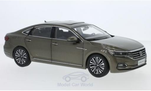 Miniature Volkswagen Passat 1/18 Paudi metallise grise 2019 Volkswagen Passat 1/18 Paudi metallise grise 2019 miniature