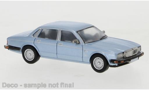 Miniature Jaguar XJ 1/87 PCX87 40 metallise bleue 1986 Jaguar XJ 1/87 PCX87 40 metallise bleue 1986 miniature