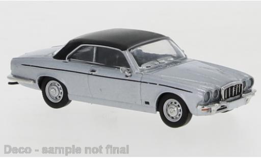Miniature Jaguar XJ 1/87 PCX87 -C grise/matt-noire 1973 Jaguar XJ 1/87 PCX87 -C grise/matt-noire 1973 miniature