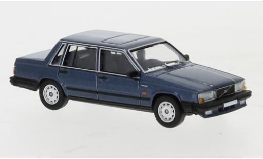Miniature Volvo 740 1/87 PCX87 metallise bleue 1984 Volvo 740 1/87 PCX87 metallise bleue 1984 miniature