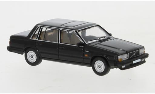 Miniature Volvo 740 1/87 PCX87 noire 1984 Volvo 740 1/87 PCX87 noire 1984 miniature