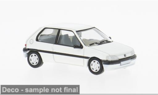 Peugeot 106 1/87 PCX87 blanche 1991 1:87 miniature