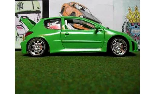 Peugeot 206 WRC 1/18 Solido mela verde miniature