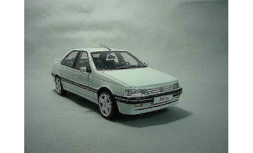 Peugeot 405 Mi16 1/18 Ottomobile phase 2 1992 blanche miniature