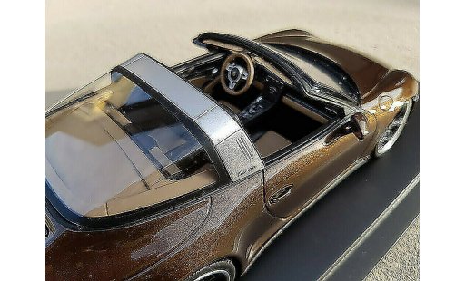 Porsche 911 Targa 1/18 GT Spirit 4 GTS marron jantes techart miniature