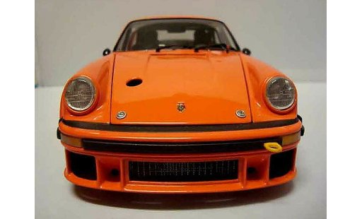 Porsche 934 RSR Turbo 1/18 Exoto orange miniature