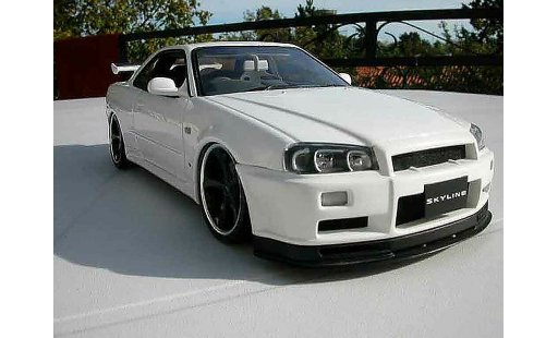 Nissan Skyline R34 1/18 Autoart blanche jantes techart miniature