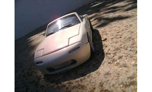 Mazda MX5 1993 1/18 Kyosho tuning miniature