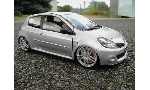 Renault Clio 3 RS 1/18 Solido grise jantes ferrari f430 miniature