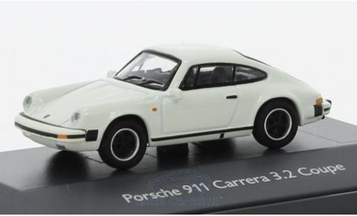 Miniature Porsche 911 SC 1/87 Schuco Carrera 3.2 Coupe blanche Porsche 911 SC 1/87 Schuco Carrera 3.2 Coupe blanche miniature
