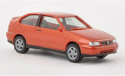 Seat Cordoba SX 1/87 Herpa I orange miniature